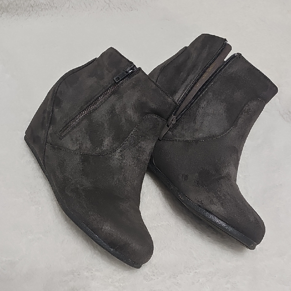 Dream Pairs Stylish Velveety Gray Wedge Ankle Boots